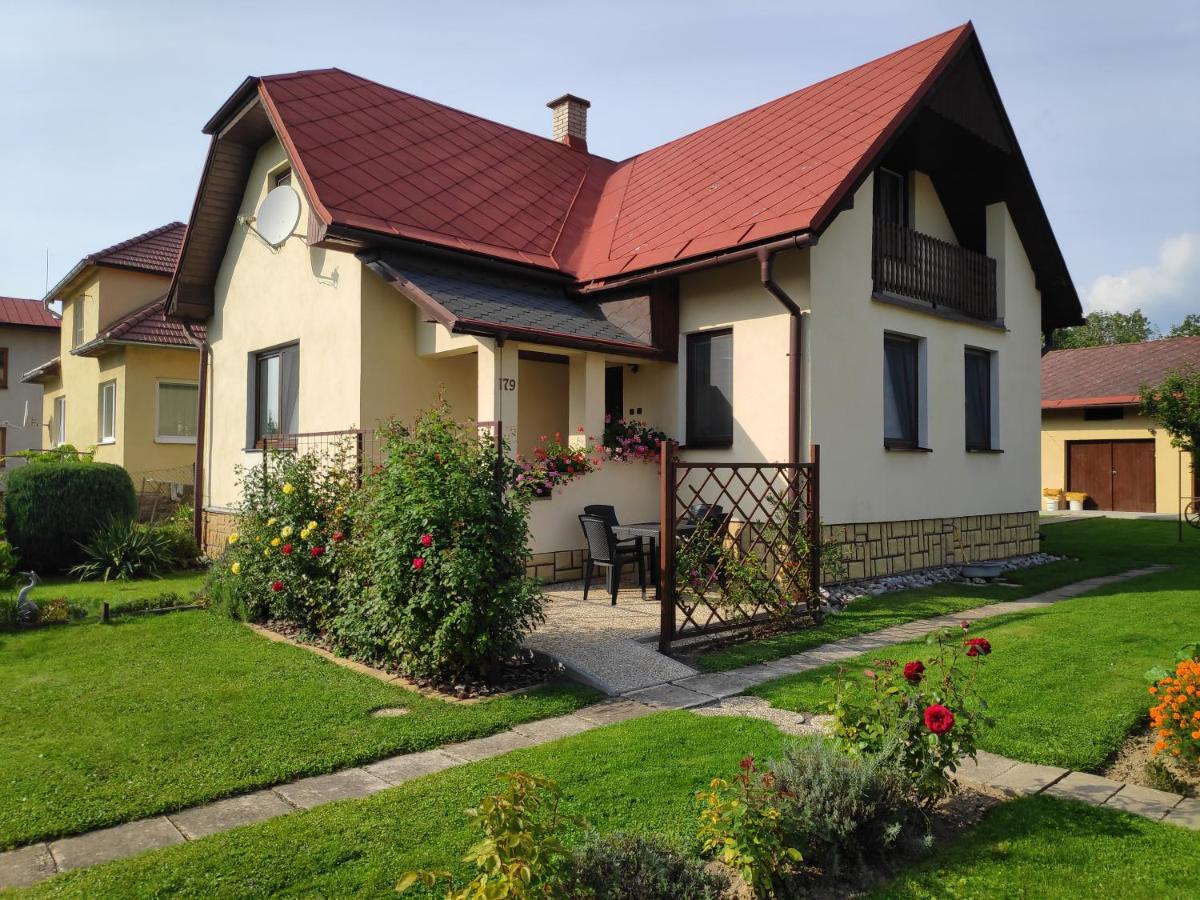 Holiday Home Liptovsky Peter Liptovský Hrádok Zewnętrze zdjęcie